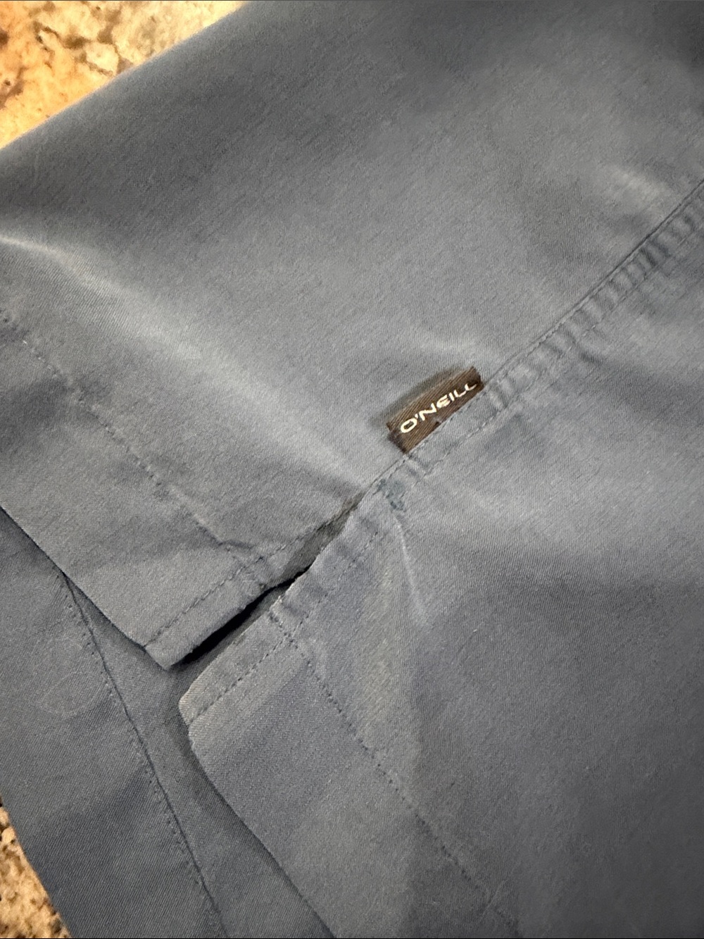 O'Neill Men's Short-Sleeve Button-Up Shirt in Slate Blue - Picture 5 of 7